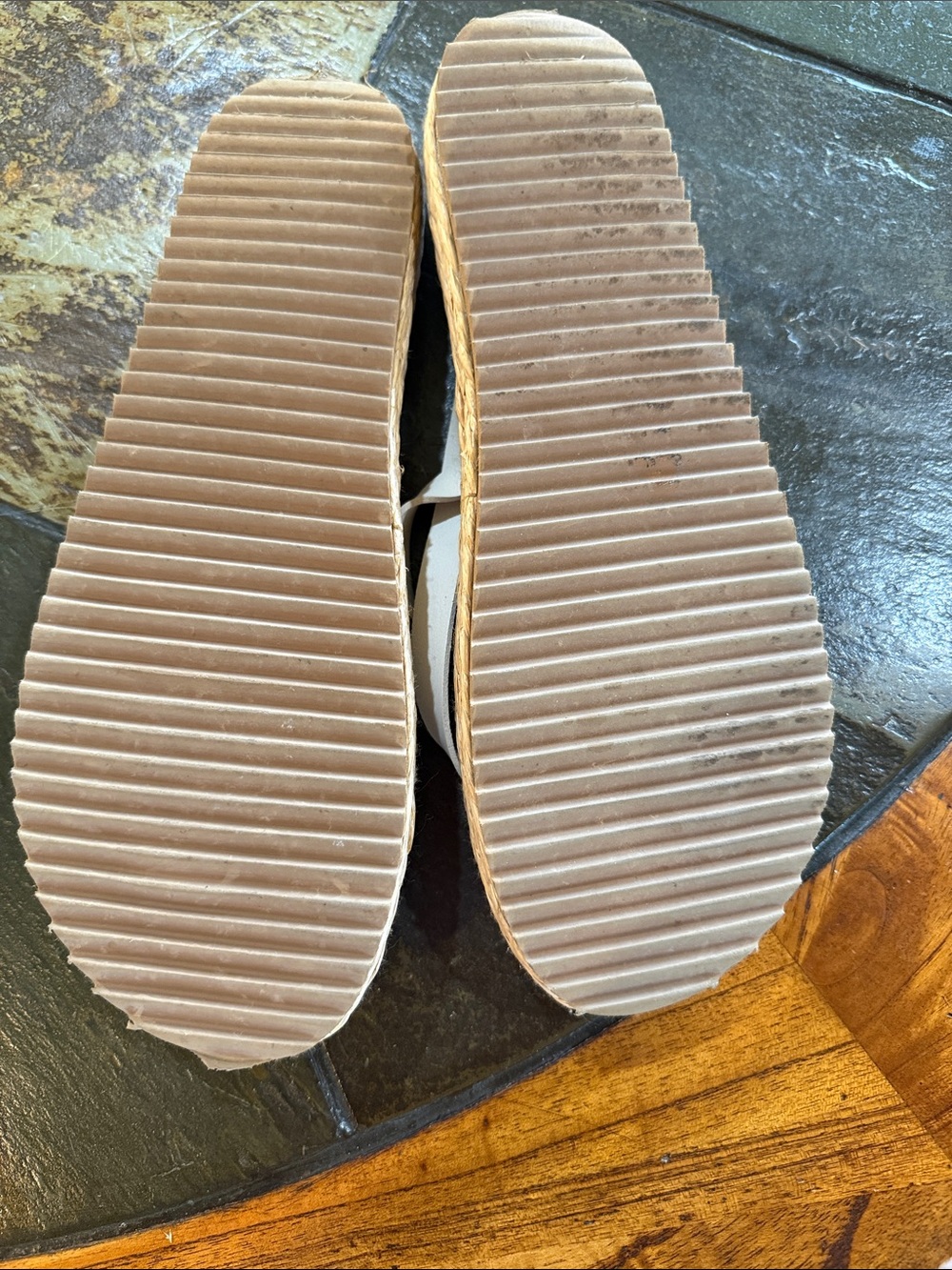 Reef Vista Carmen Sandals - Like New! - Picture 4 of 5